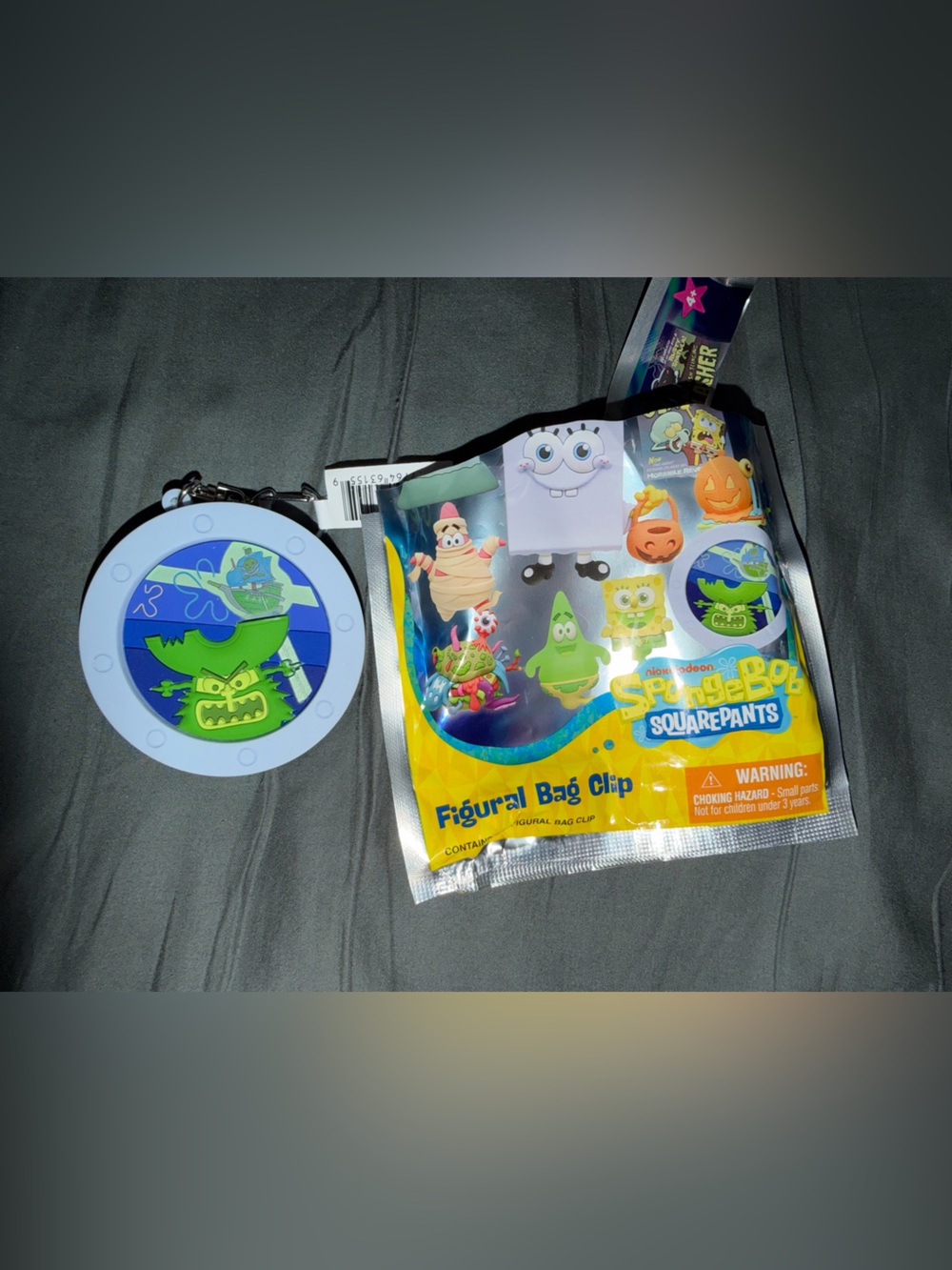 SpongeBob Squarepants Flying Dutchmen Blue Round Character Bag Clip Keychain